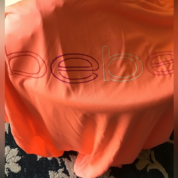 🌼NWT BEBE SPORT 3X MOISTURE WICKING TOP - Picture 6 of 12